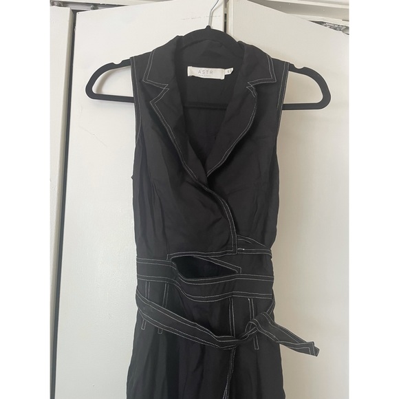 ASTR Black Wrap Jumpsuit w/ White Stitching. - Picture 3 of 3